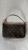 Louis Vuitton Pochette Accessoires Monogram